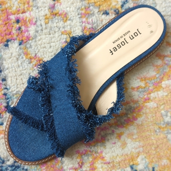 Jon Josef Noble Dark Wash Denim Frayed Criss Cross Open Toe Slide Sandals 9 - Picture 8 of 15